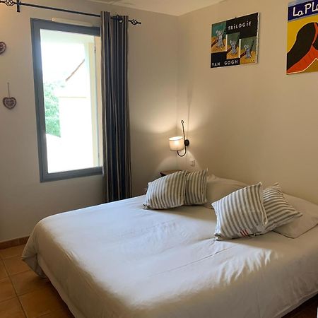 Appartement Cosy Avec Climatisation Reversible Golf De Saumane Екстер'єр фото