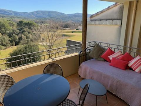 Appartement Cosy Avec Climatisation Reversible Golf De Saumane Екстер'єр фото